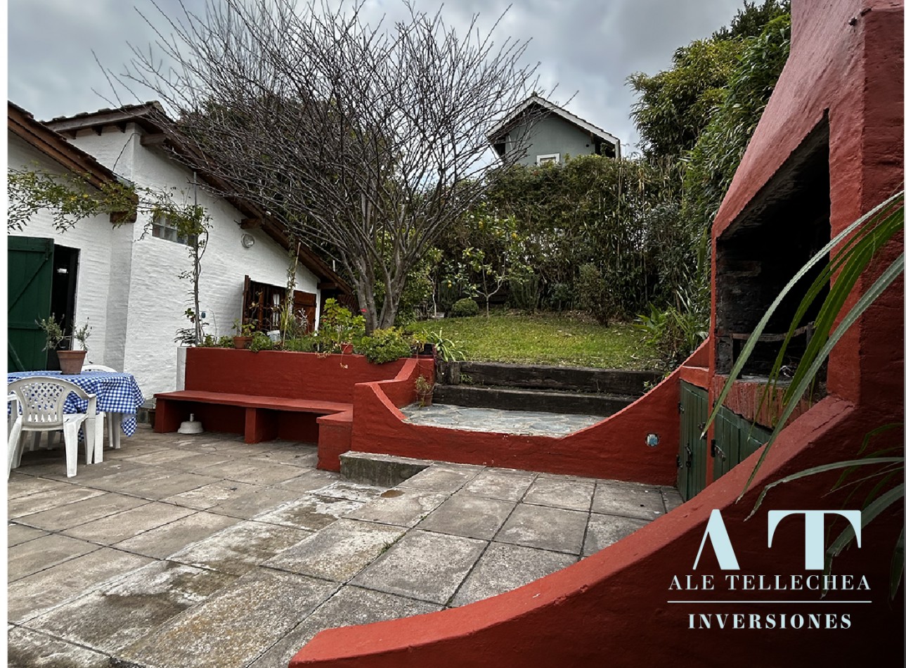 Casa en venta con jardin, parrilla y excelente ubicacion en Villa Gesell.