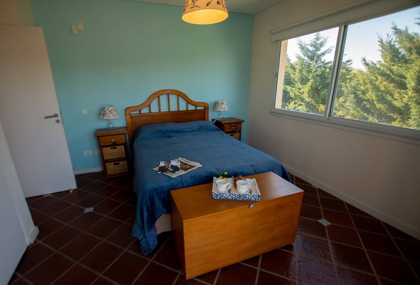 Casa en venta en Las Gaviotas. Lote apto dos unidades.