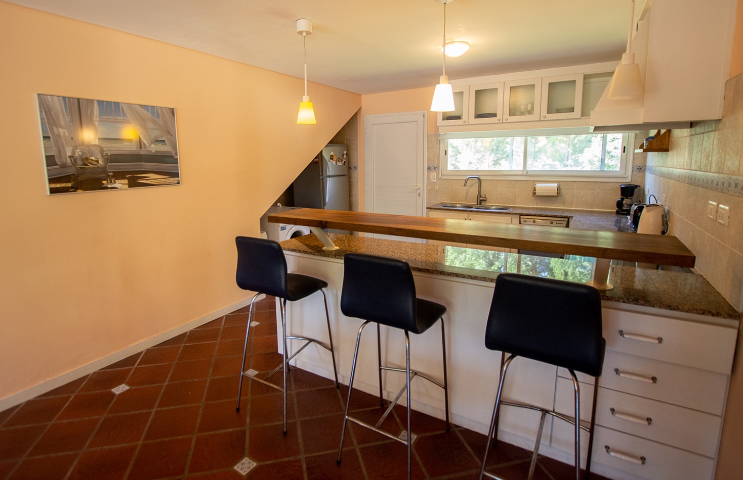 Casa en venta en Las Gaviotas. Lote apto dos unidades.