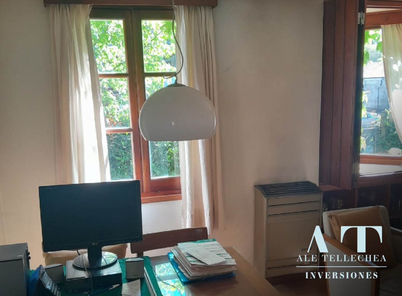 Casa en venta de 2 plantas con patio, parrilla y cochera - Apta credito y escrituracion inmediata
