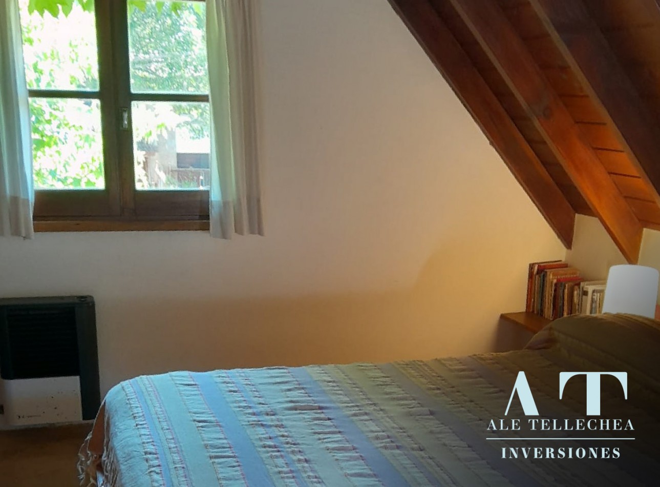 Casa en venta de 2 plantas con patio, parrilla y cochera - Apta credito y escrituracion inmediata