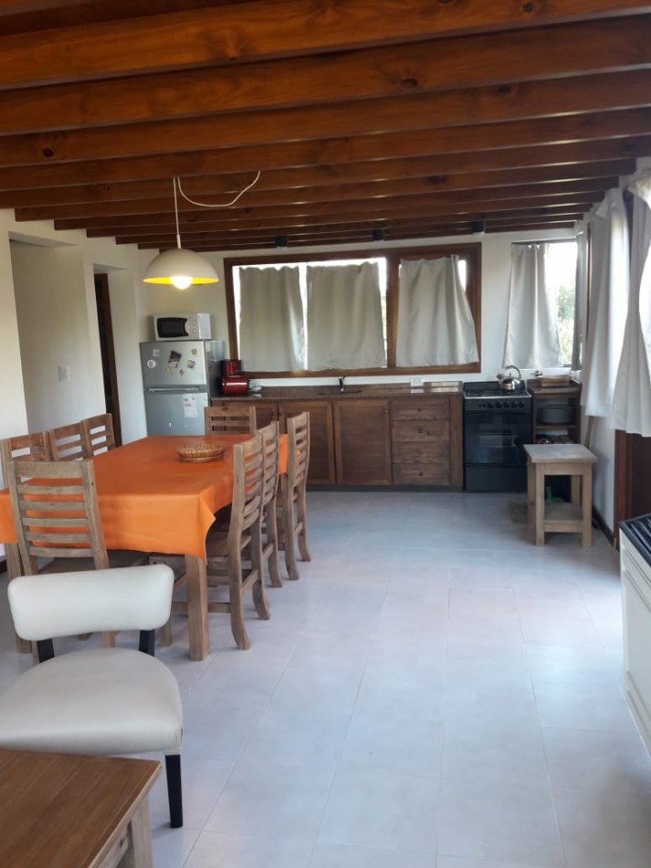 CASA EN MAR AZUL- CERCA DEL MAR -ALTO VERDE