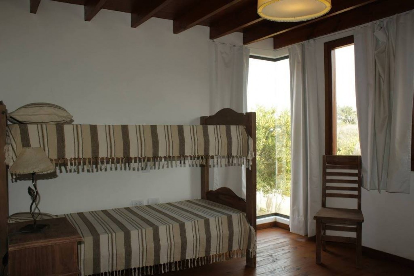 CASA EN MAR AZUL- CERCA DEL MAR -ALTO VERDE