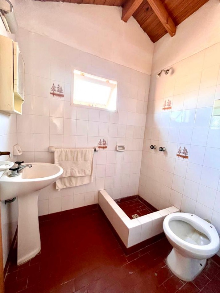 HOTEL A UNA CUADRA DEL MAR EN VILLA GESELL