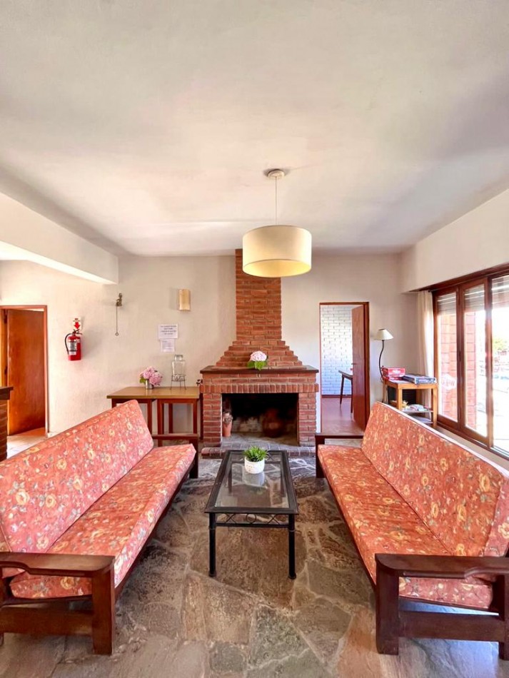 HOTEL A UNA CUADRA DEL MAR EN VILLA GESELL