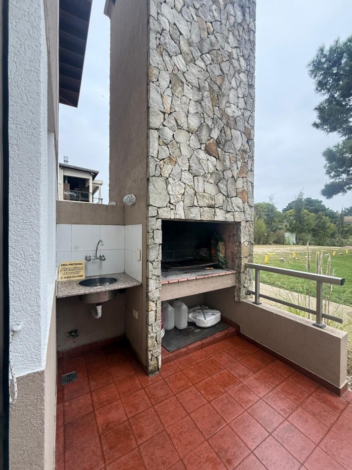 Departamento con Pileta- en Gaviotas
