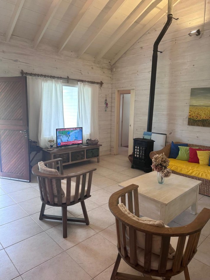 MAR DE LAS PAMPAS- CASA CERCA DEL MAR