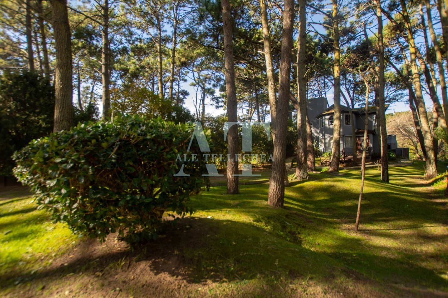 Casa en venta en Mar de las Pampas, a 300 mts del mar