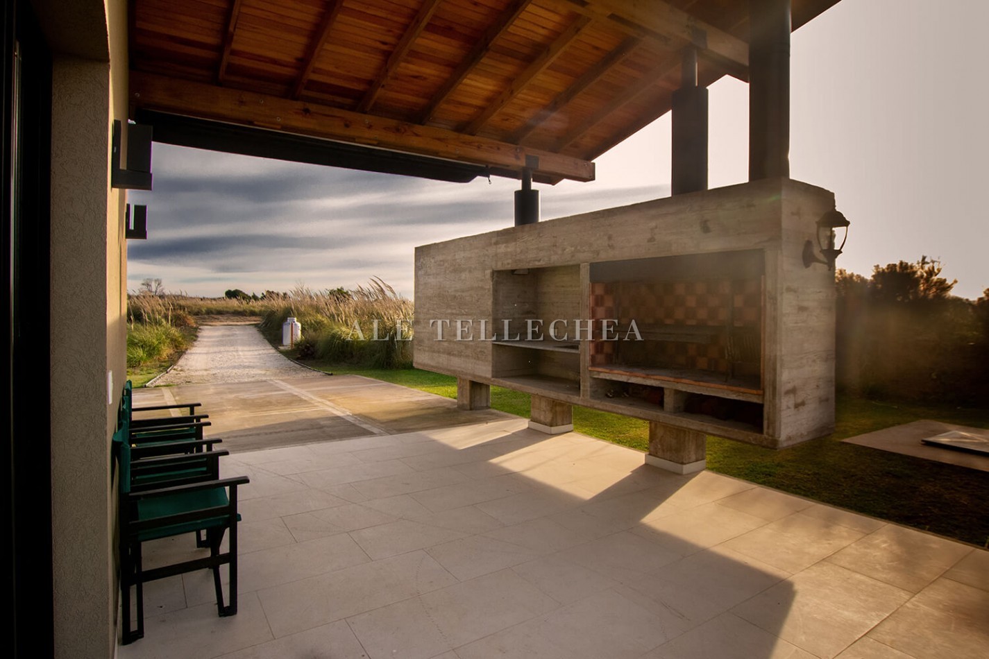 ALQUILER BARRIO CERRADO- CASA LA FRANCA
