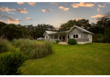MAR DE LAS PAMPAS- CASA CERCA DEL MAR