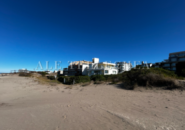 LOTE MULTIFAMILIAR PRIMERA LINEA DE PLAYA  - VILLA GESELL SUR