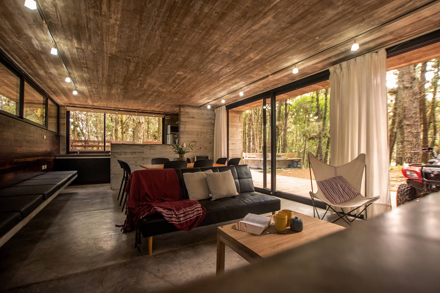 Casa de Hormigon en Mar Azul